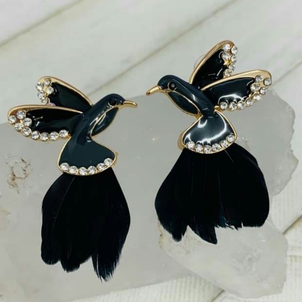 New bird earrings with feather tails